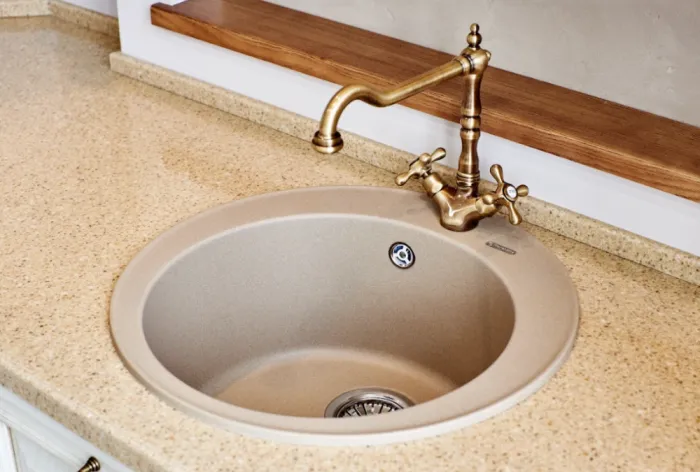 Какую мойку лучше выбрать для маленькой и большой кухни Какую мойку лучше выбрать для маленькой и большой кухни