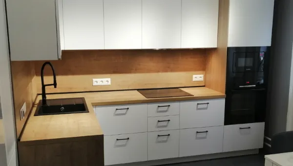 5.belaya-kuhnya-s-derevom-kantri.png кантри2.png